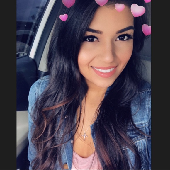 Meet your Posher, Vanessa - Picture 1 of 1